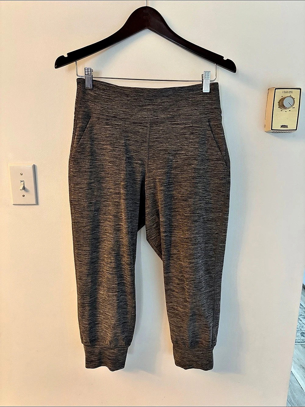 lululemon Align Jogger Crop *23" Gray Size 8